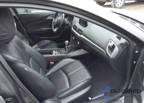 2018 Mazda Mazda3 Touring из США, поврежденный, VIN 3MZBN1V35JM226243